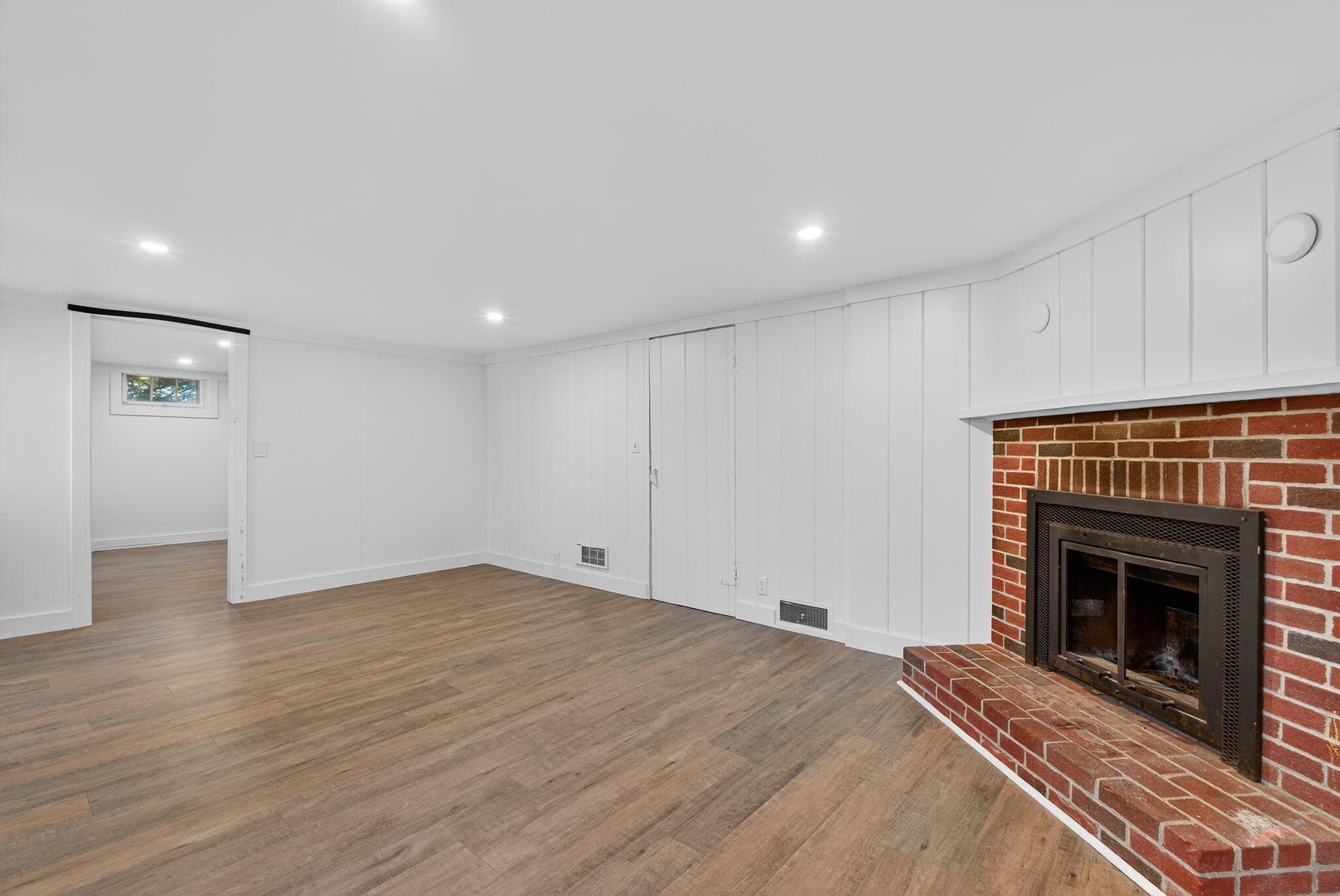 7 Wabun Road Cape Elizabeth, ME 04107 - Photo 16 of 26 Lower Level Family Room