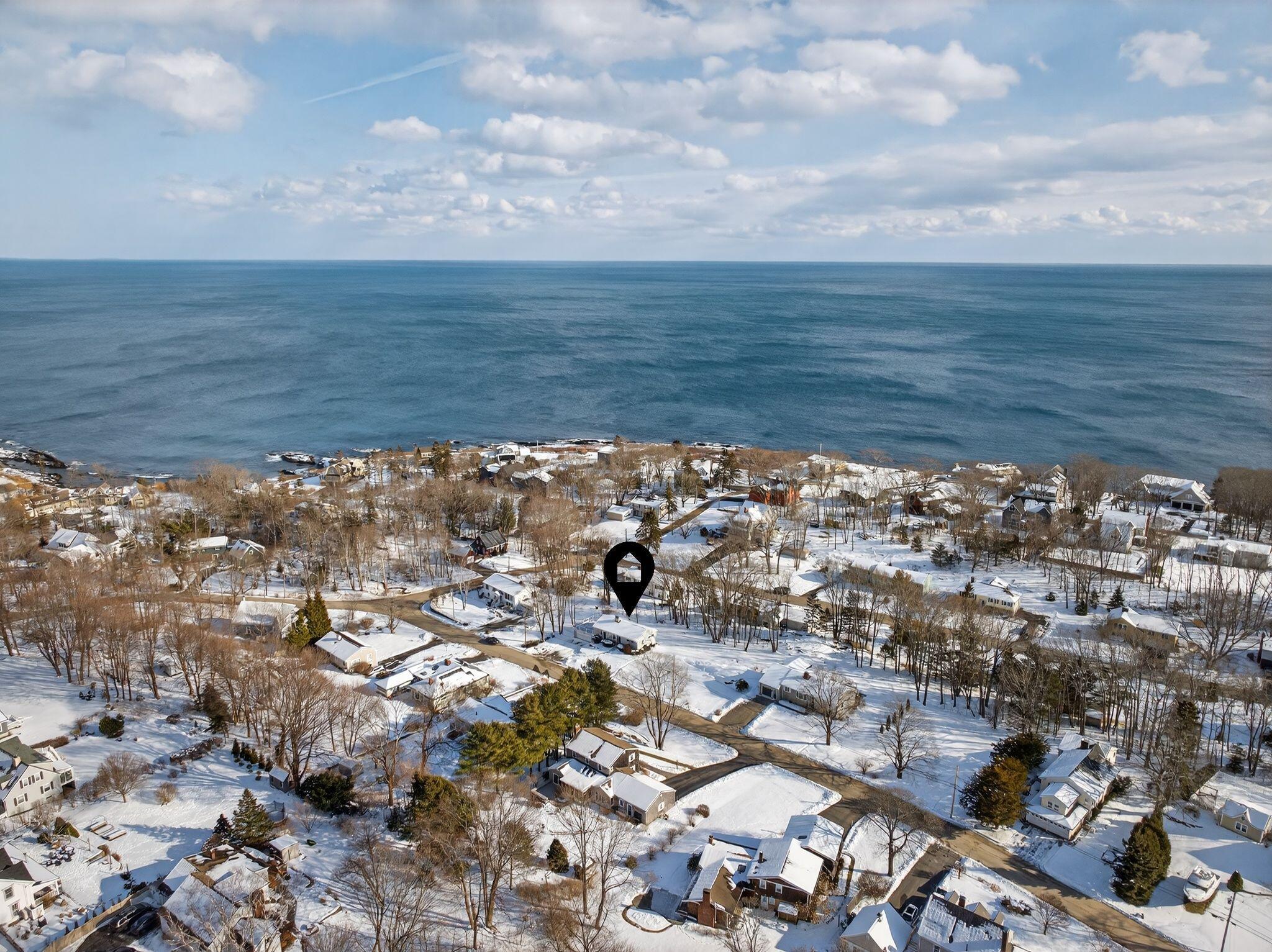 7 Wabun Road Cape Elizabeth, ME 04107 - Photo 2 of 33 7 Wabun Rd.