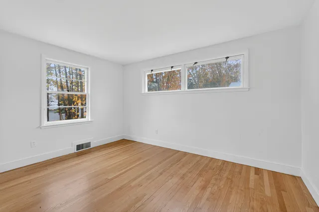 $850,000 | 7 Wabun Road, Cape Elizabeth, ME 04107