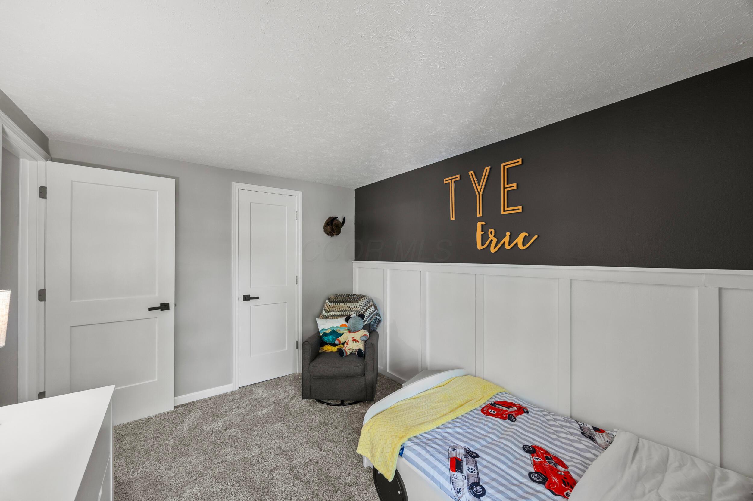 6750 Merwin Place Columbus, OH 43235 - Photo 26 of 46 Bedroom 3 (with walkin closet)