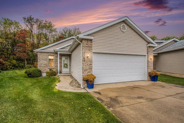 $269,500 | 2762 Sugarberry Lane, Niles, MI 49120