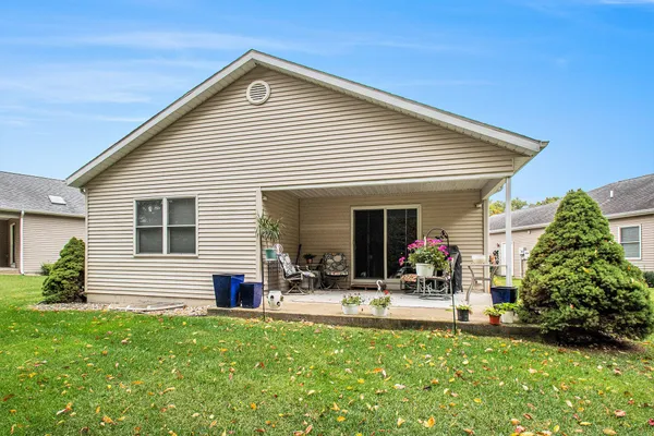 $269,500 | 2762 Sugarberry Lane, Niles, MI 49120