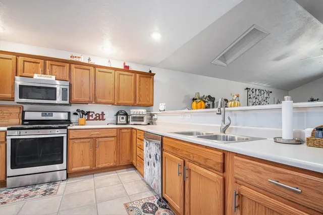 $299,999 | 2762 Sugarberry Lane, Niles, MI 49120