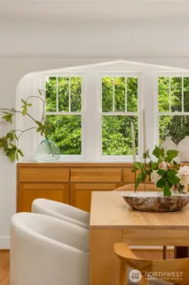 $1,098,000 | 14864 Sivertson Road Northeast, Bainbridge Island, WA 98110