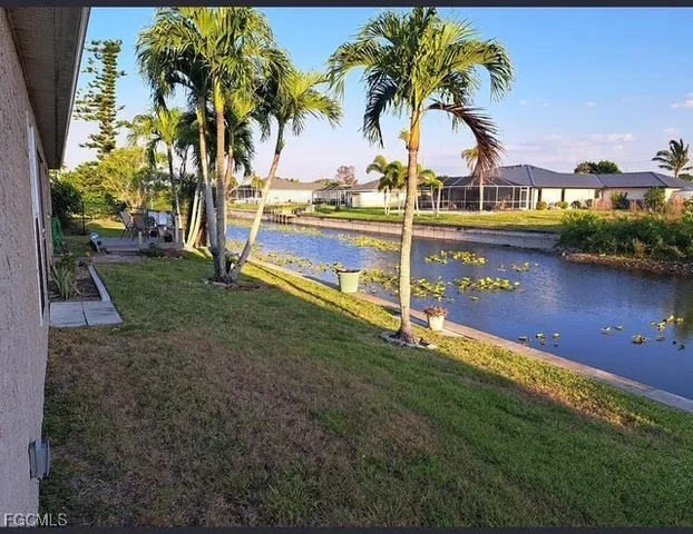 $1,750 | 724 Southwest 35th Street, Cape Coral, FL 33914