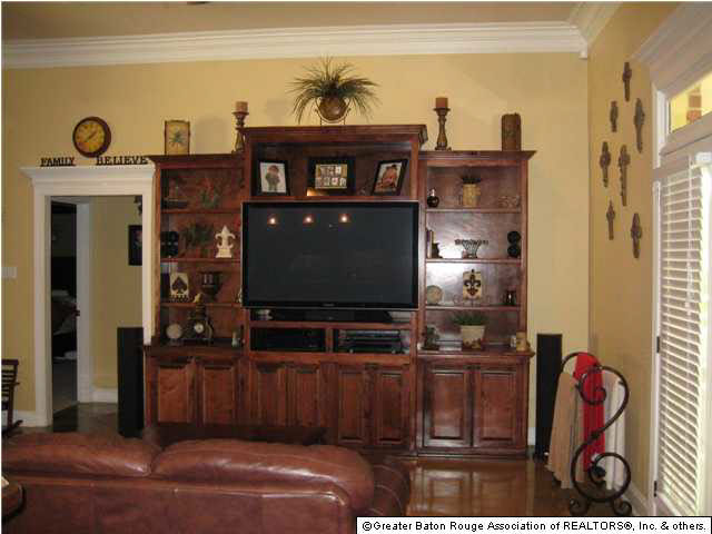 4440 Boulevard Acadien Addis, LA 70710 - Photo 3 of 11 Gallery Image 3