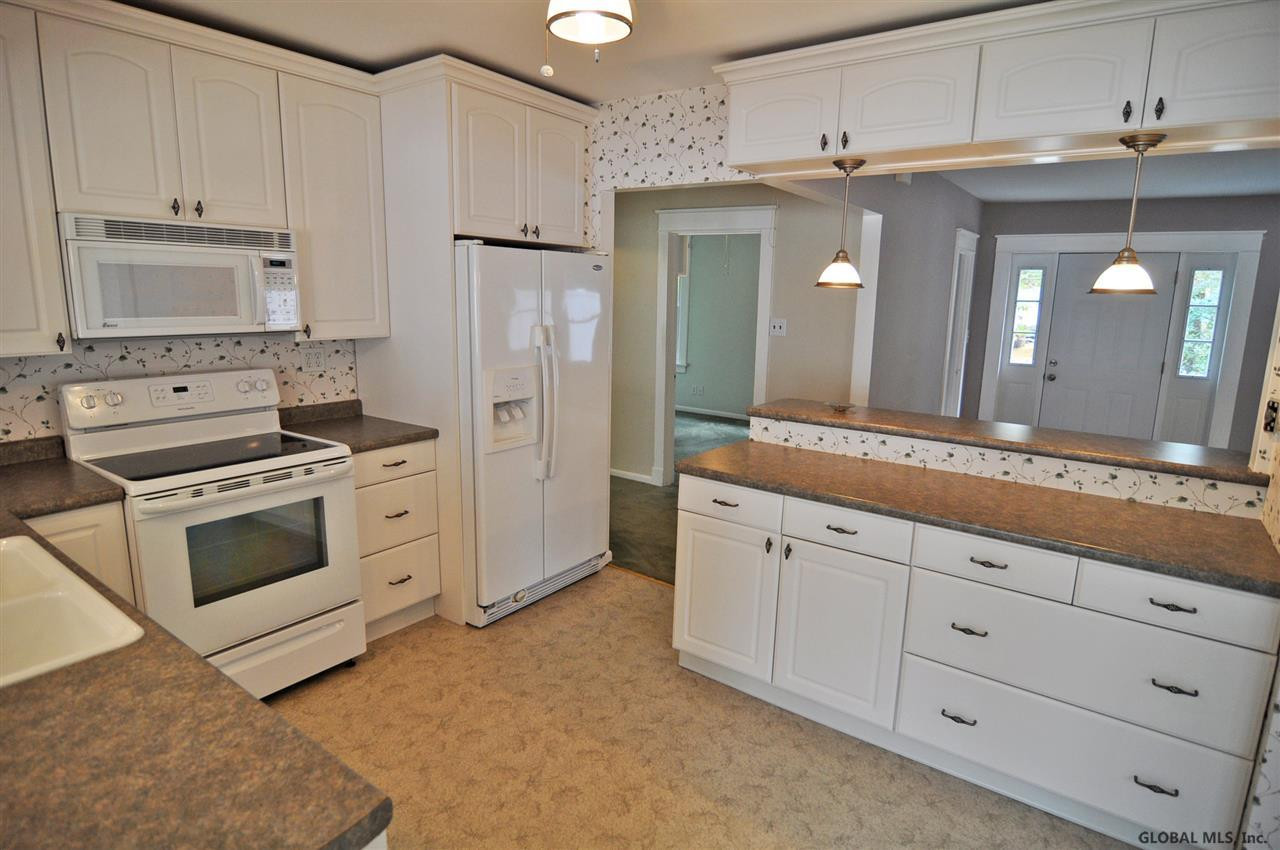14 Stewart Point Road Schodack, NY 12123 - Photo 6 of 25 Photo 6