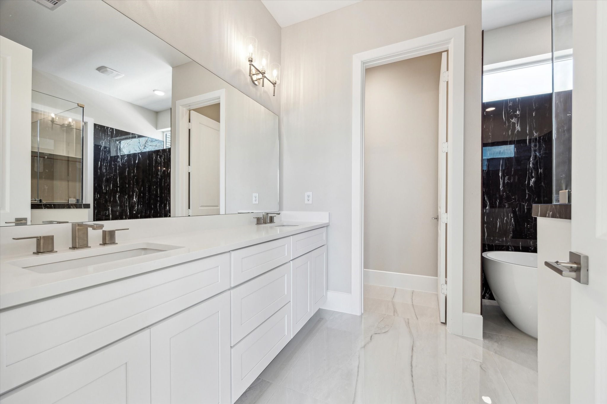 5617 Leonard Street Houston, TX 77023 - Photo 8 of 18
