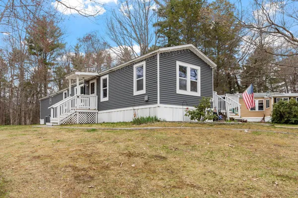 $230,000 | 70 Hemlock Haven, Unit 70, Hampton, NH 03842
