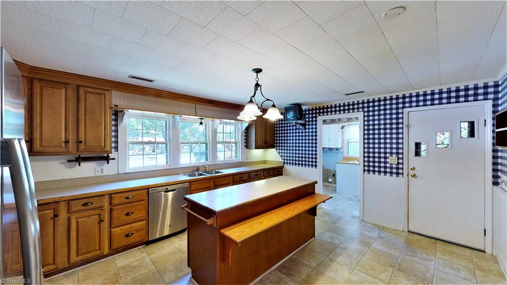 400 Horneytown Road High Point, NC 27265 - Photo 4 of 15 Gallery Image 4