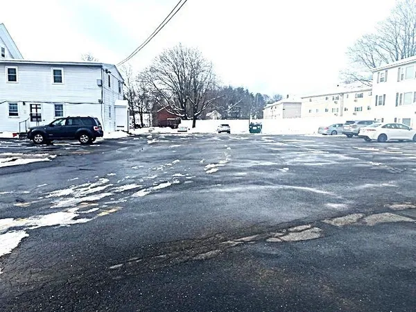 $160,000 | 43 Hamilton Street, Unit 24, Leominster, MA 01453