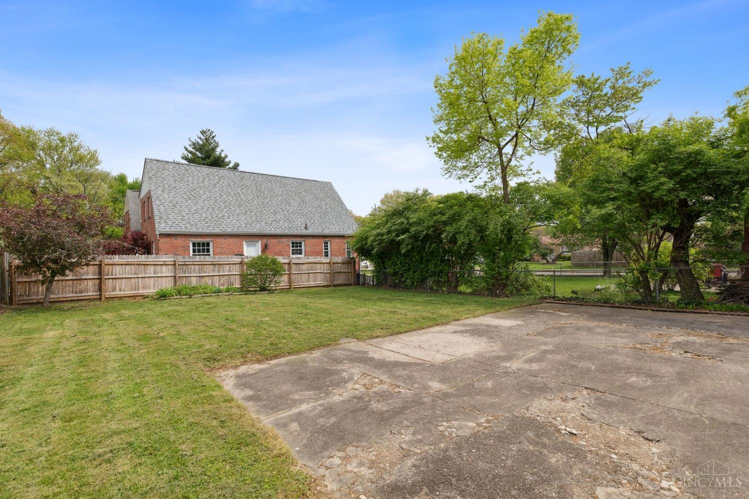 4004 School Section Road Cheviot, OH 45211 - Photo 29 of 35