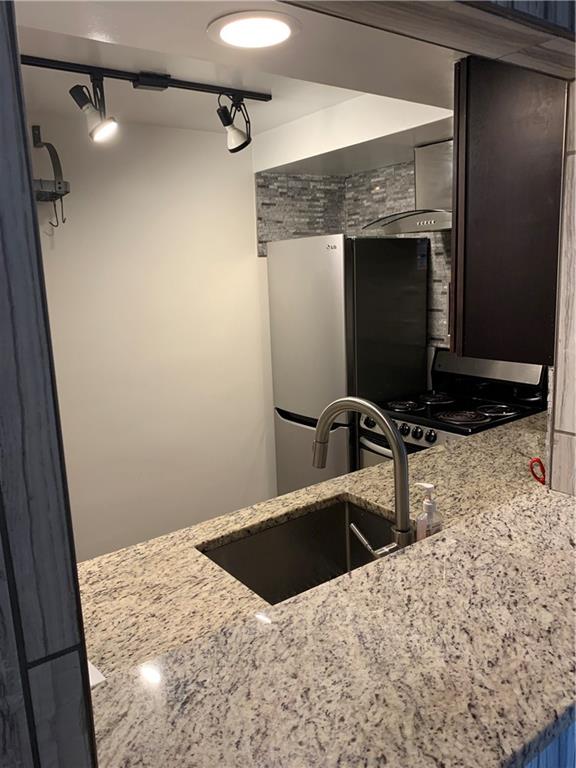 5708 Walnut Street, Unit G1 Pittsburgh, PA 15232 - Photo 6 of 19