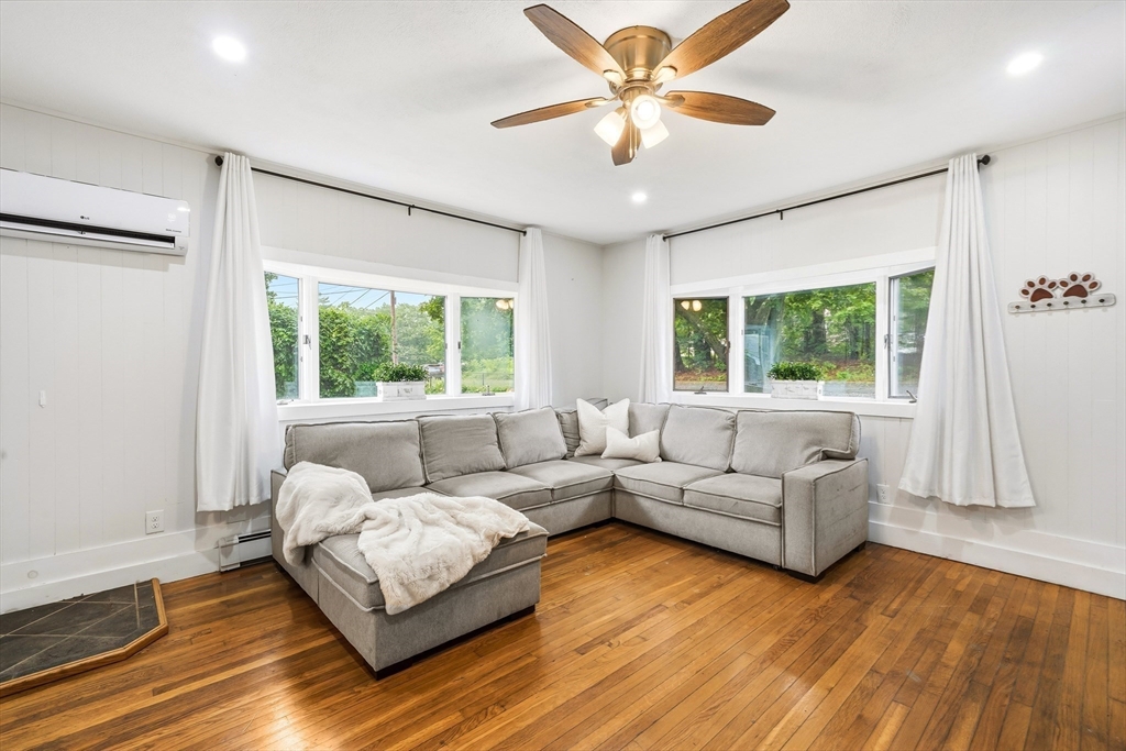 44 Depot Road Oxford, MA 01540 - Photo 12 of 42