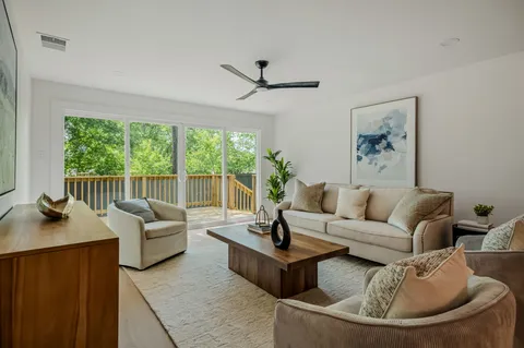 $700,000 | 5210 Gladstone Drive, Austin, TX 78723