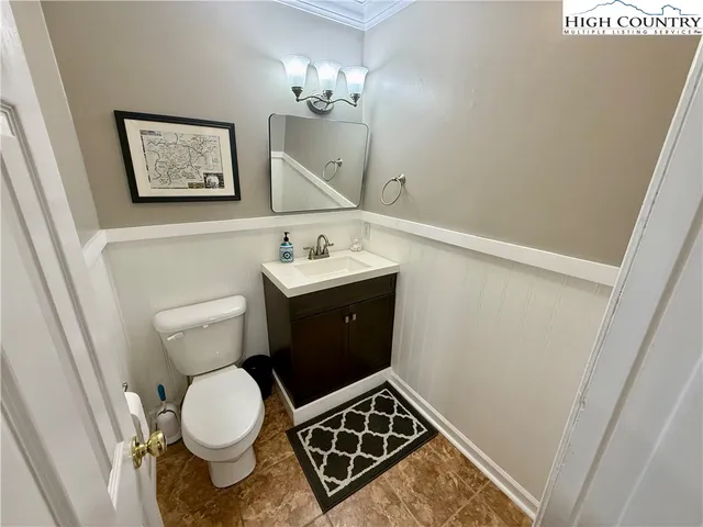 $327,000 | 174 Grouse Moor Drive, Unit 2, Sugar Mountain, NC 28604