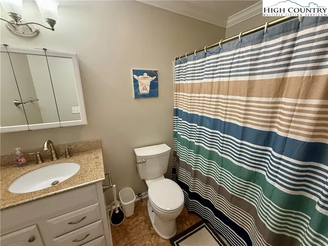 $327,000 | 174 Grouse Moor Drive, Unit 2, Sugar Mountain, NC 28604