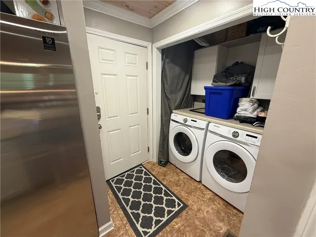 $327,000 | 174 Grouse Moor Drive, Unit 2, Sugar Mountain, NC 28604