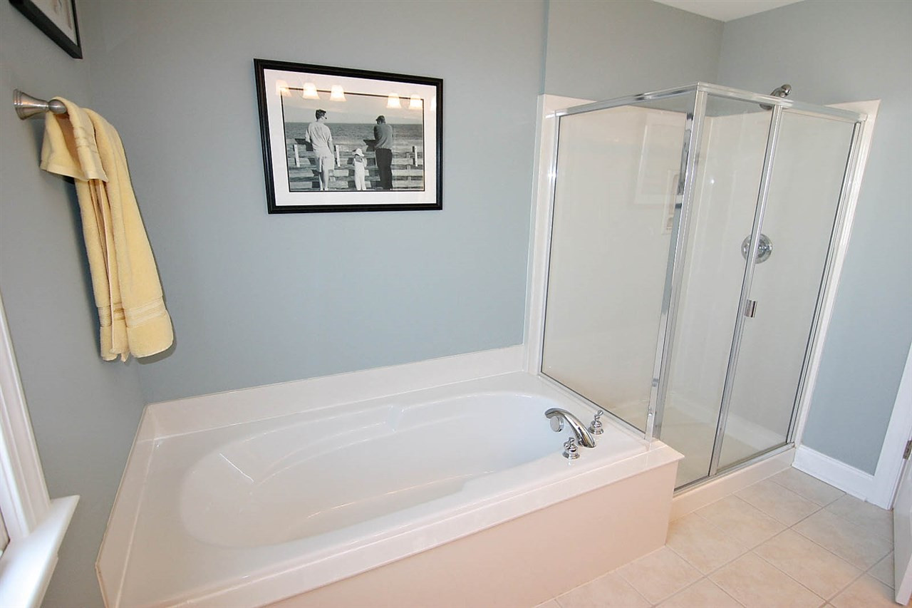 2505 St Paul's Square Raleigh, NC 27614 - Photo 15 of 25 Master Bath/Spa