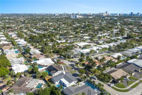 $1,025,000 | 5641 Northeast 21st Avenue, Fort Lauderdale, FL 33308