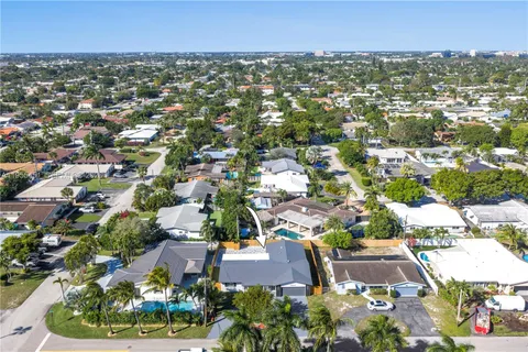 $1,025,000 | 5641 Northeast 21st Avenue, Fort Lauderdale, FL 33308