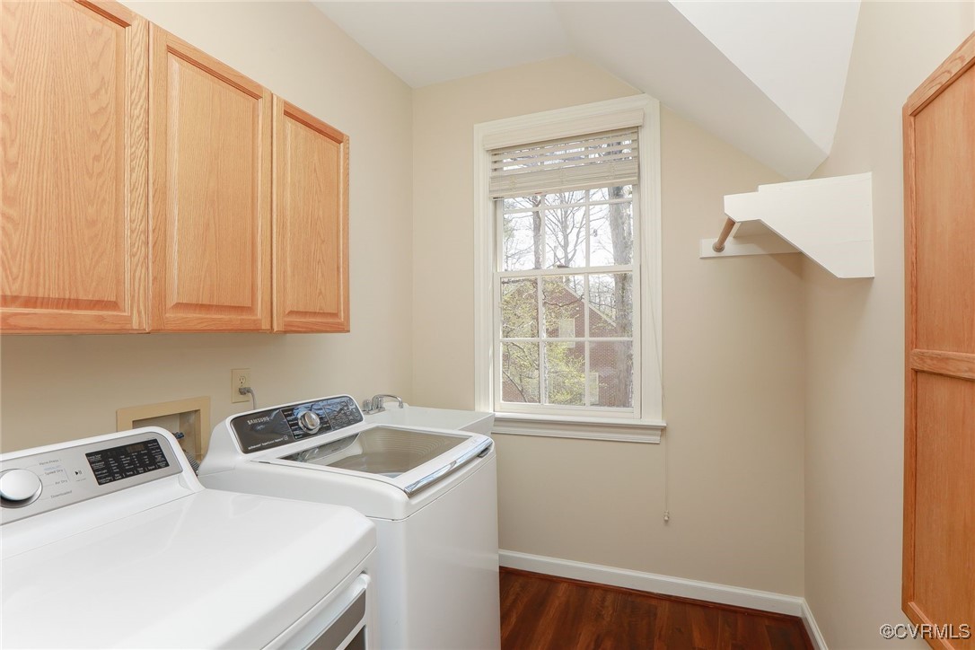 107 Muirfield Williamsburg, VA 23188 - Photo 30 of 36 a utility room with dryer and washer