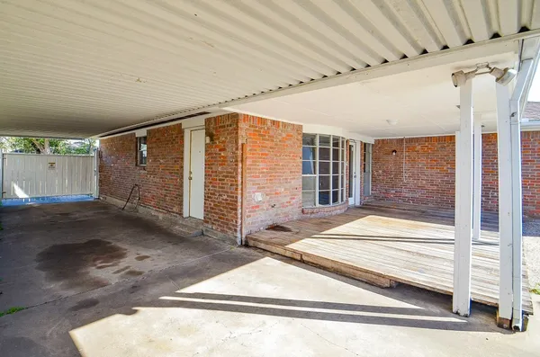 $2,400 | 9215 Sharpcrest Street, Houston, TX 77036