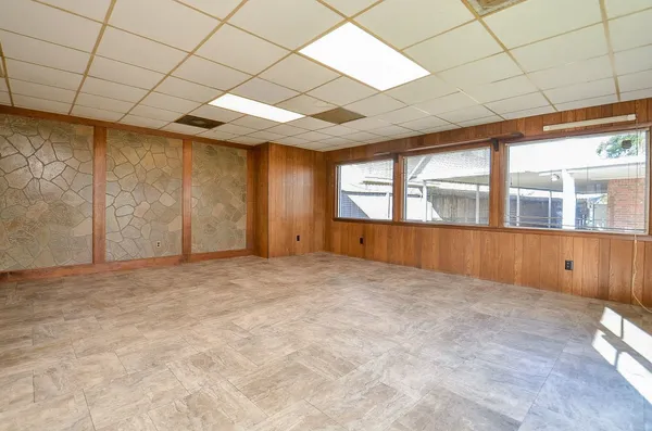 $2,400 | 9215 Sharpcrest Street, Houston, TX 77036