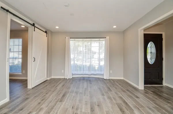 $2,400 | 9215 Sharpcrest Street, Houston, TX 77036