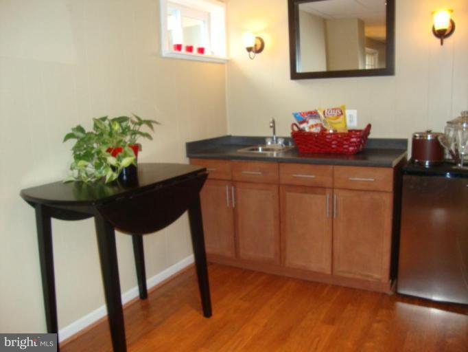 3608 Falling Green Road Olney, MD 20832 - Photo 12 of 30 Wet Bar