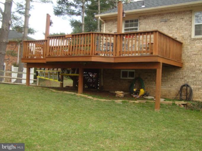 3608 Falling Green Road Olney, MD 20832 - Photo 20 of 30 Deck