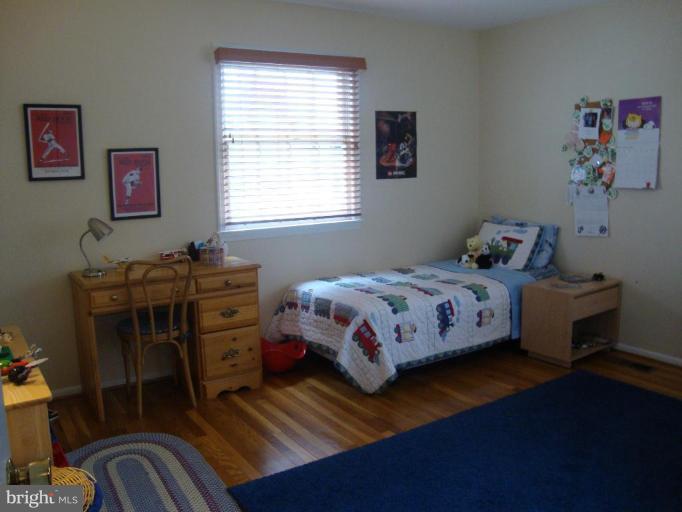 3608 Falling Green Road Olney, MD 20832 - Photo 25 of 30 Bedroom #2