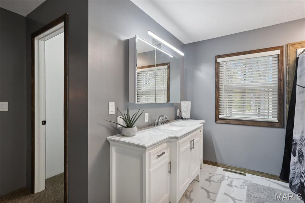 688 Donnell Avenue Donnellson, IL 62019 - Photo 27 of 35