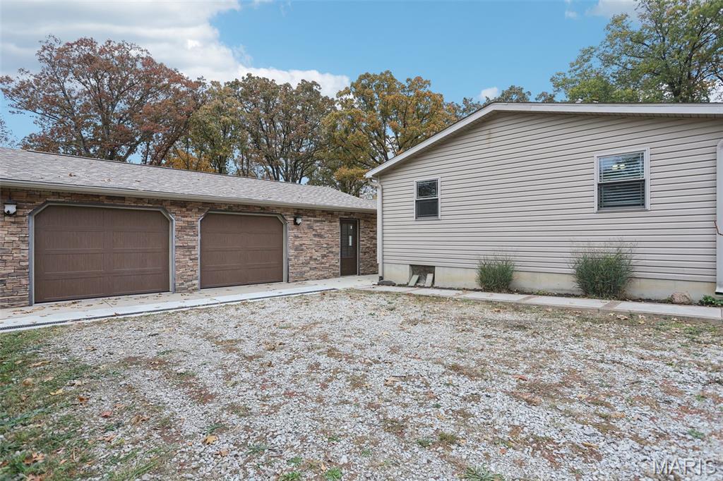 688 Donnell Avenue Donnellson, IL 62019 - Photo 31 of 35