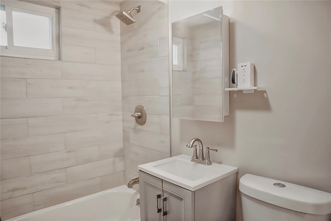 62 Normandy Avenue Rochester, NY 14619 - Photo 14 of 18 full bathroom