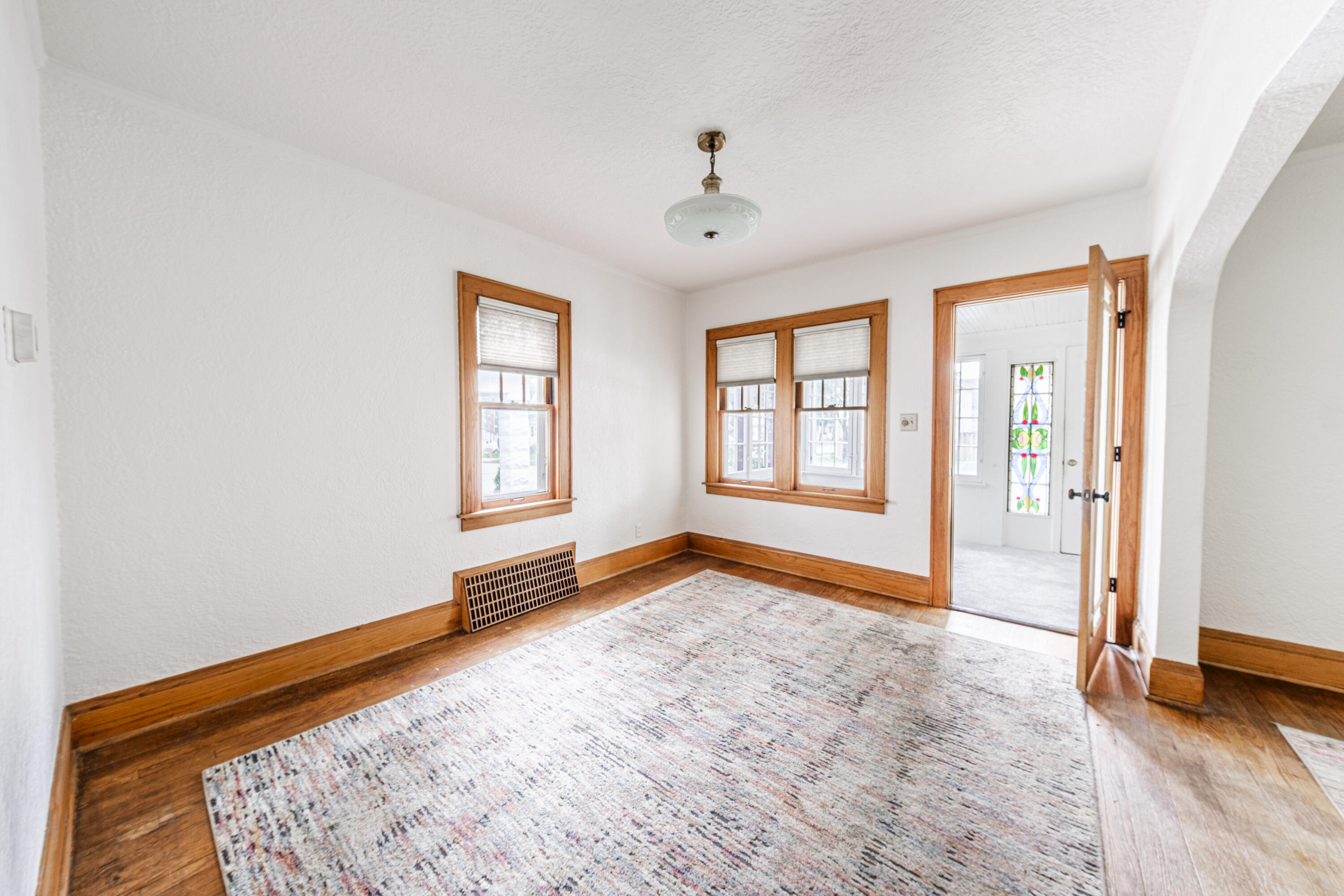 6508 West Mitchell Street West Allis, WI 53214 - Photo 13 of 28 Dining Room