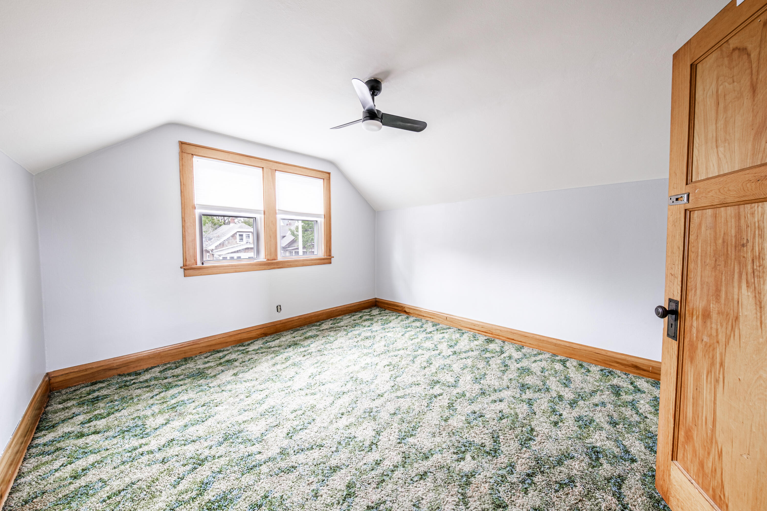 6508 West Mitchell Street West Allis, WI 53214 - Photo 17 of 28 Bedroom 2