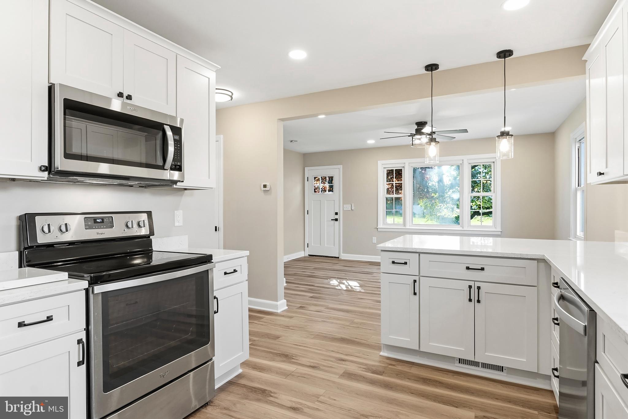 182 Lake Road Pasadena, MD 21122 - Photo 7 of 21 Gallery Image 7
