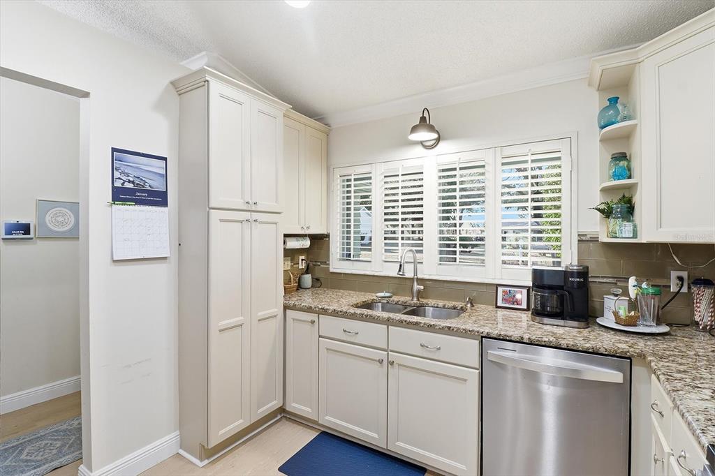 9285 Southwest 89th Terrace, Unit A Ocala, FL 34481 - Photo 12 of 39