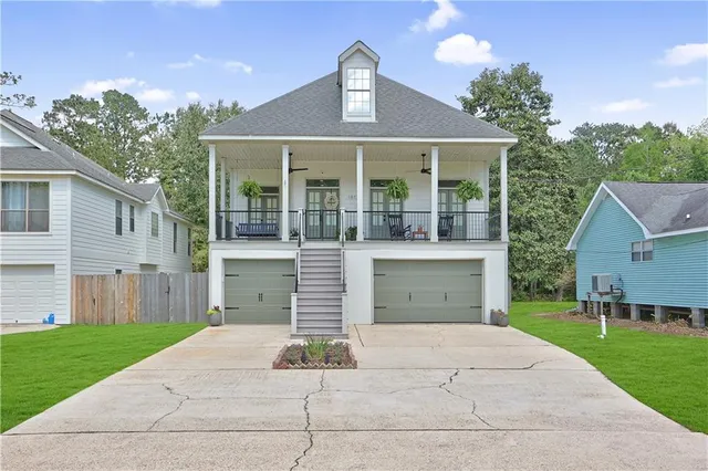 $425,000 | 18123 Cusachs Drive, Covington, LA 70433