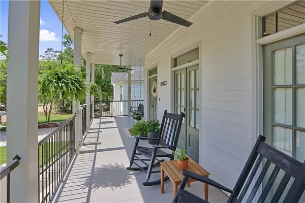 $425,000 | 18123 Cusachs Drive, Covington, LA 70433