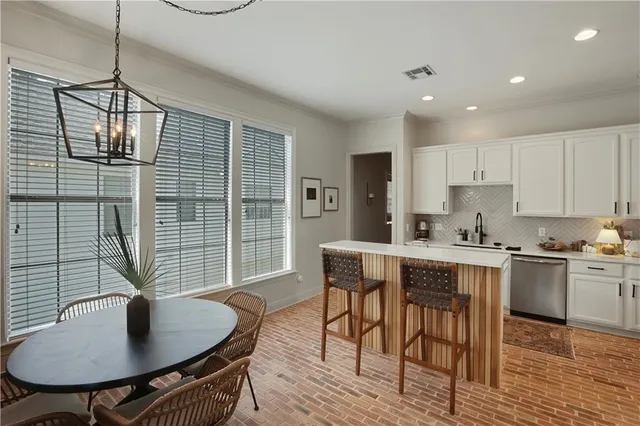 $425,000 | 18123 Cusachs Drive, Covington, LA 70433