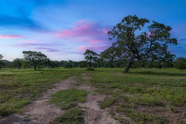 $1,170,000 | 2839 Schoenst Road, Carmine, TX 78932