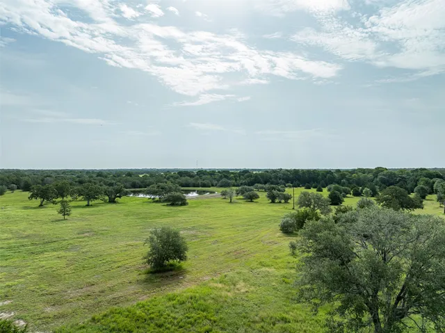 $1,170,000 | 2839 Schoenst Road, Carmine, TX 78932