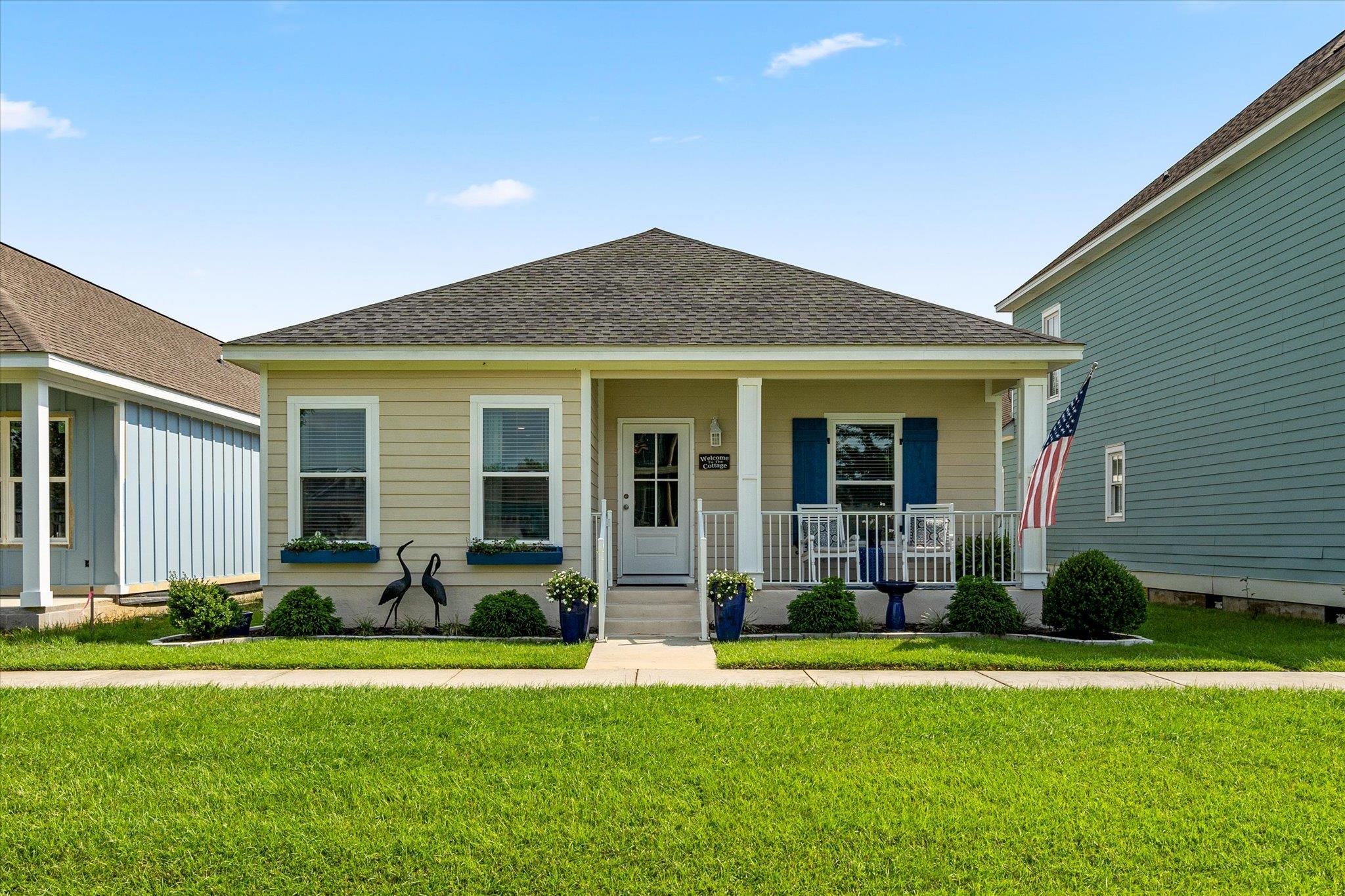 915 Periwinkle Lane Foley, AL 36535 - Photo 1 of 34