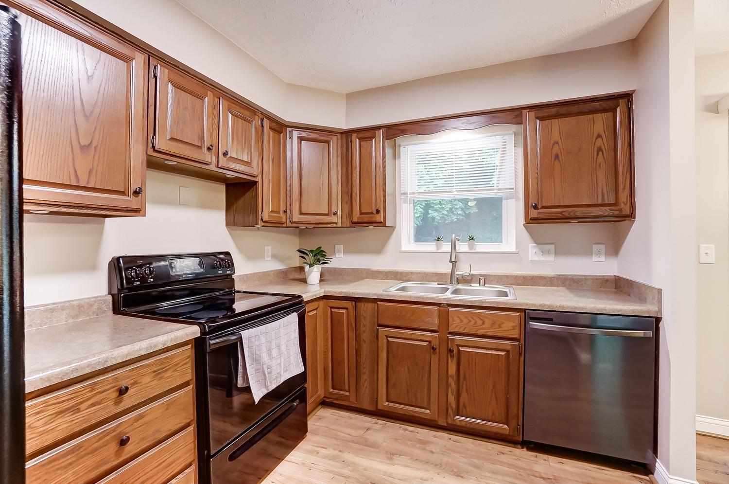 4384 Mt Alverno Road Cincinnati, OH 45238 - Photo 16 of 48 Gallery Image 16
