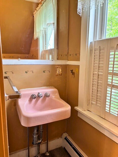 3 King Street Springvale, ME 04083 - Photo 17 of 18 Bath Vanity