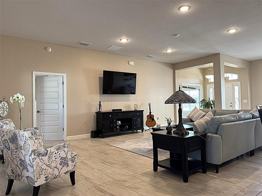 9097 Southeast 48th Court Road Ocala, FL 34480 - Photo 11 of 43