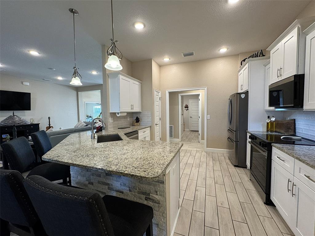 9097 Southeast 48th Court Road Ocala, FL 34480 - Photo 8 of 43