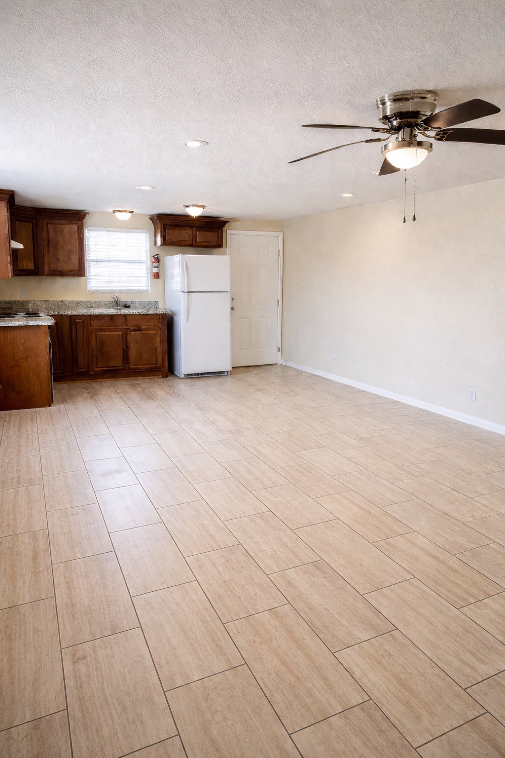 706 Harris Avenue, Unit 4 Pasadena, TX 77502 - Photo 2 of 10